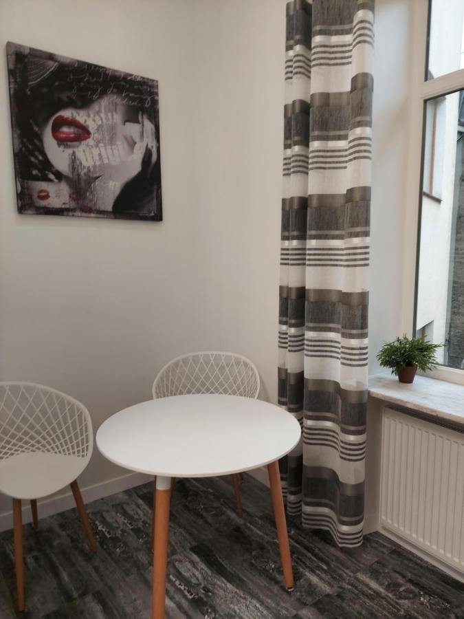 Однокомнатная Форум-Центр Lägenhet Lviv Exteriör bild